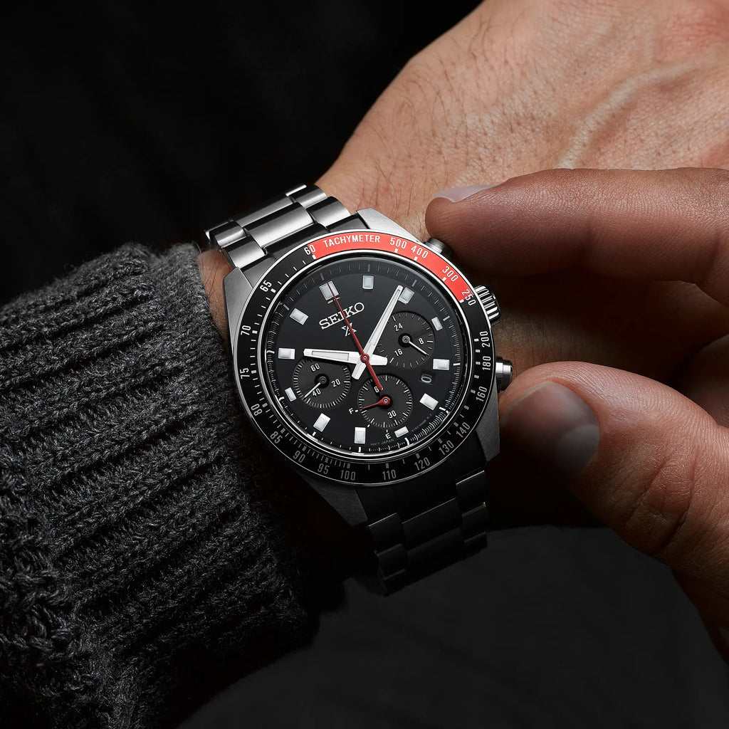Seiko PROSPEX Speedtimer Solar Chronograph | Black & Red Dial | SSC915P1